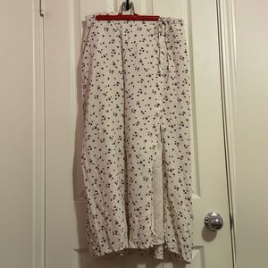American Eagle Floral Maxi Skirt
